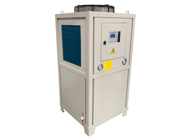 冷油機(jī)產(chǎn)品特點(diǎn)是什么 冷油機(jī)產(chǎn)品特點(diǎn)是什么